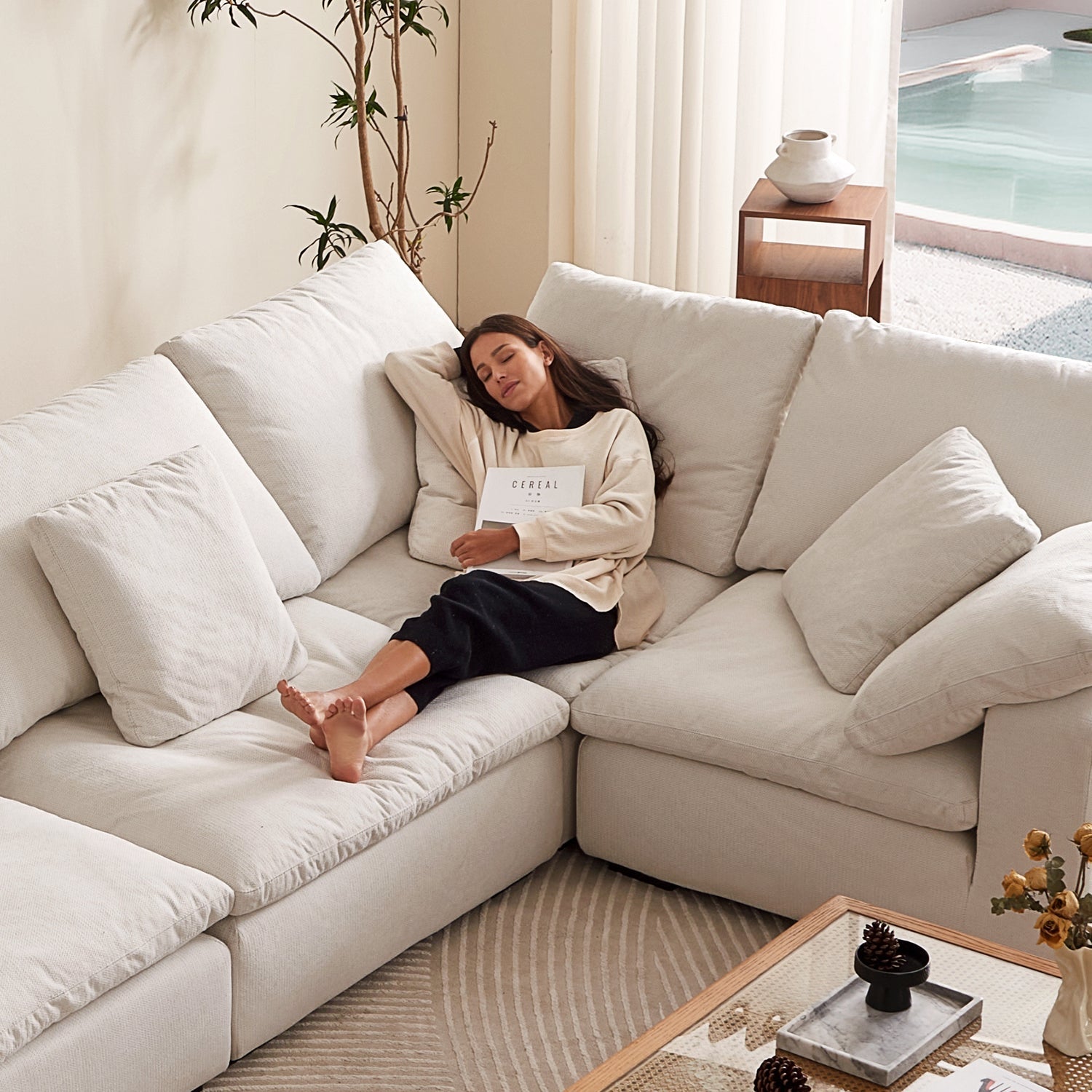 Malibu Cloud U Closed Sectional