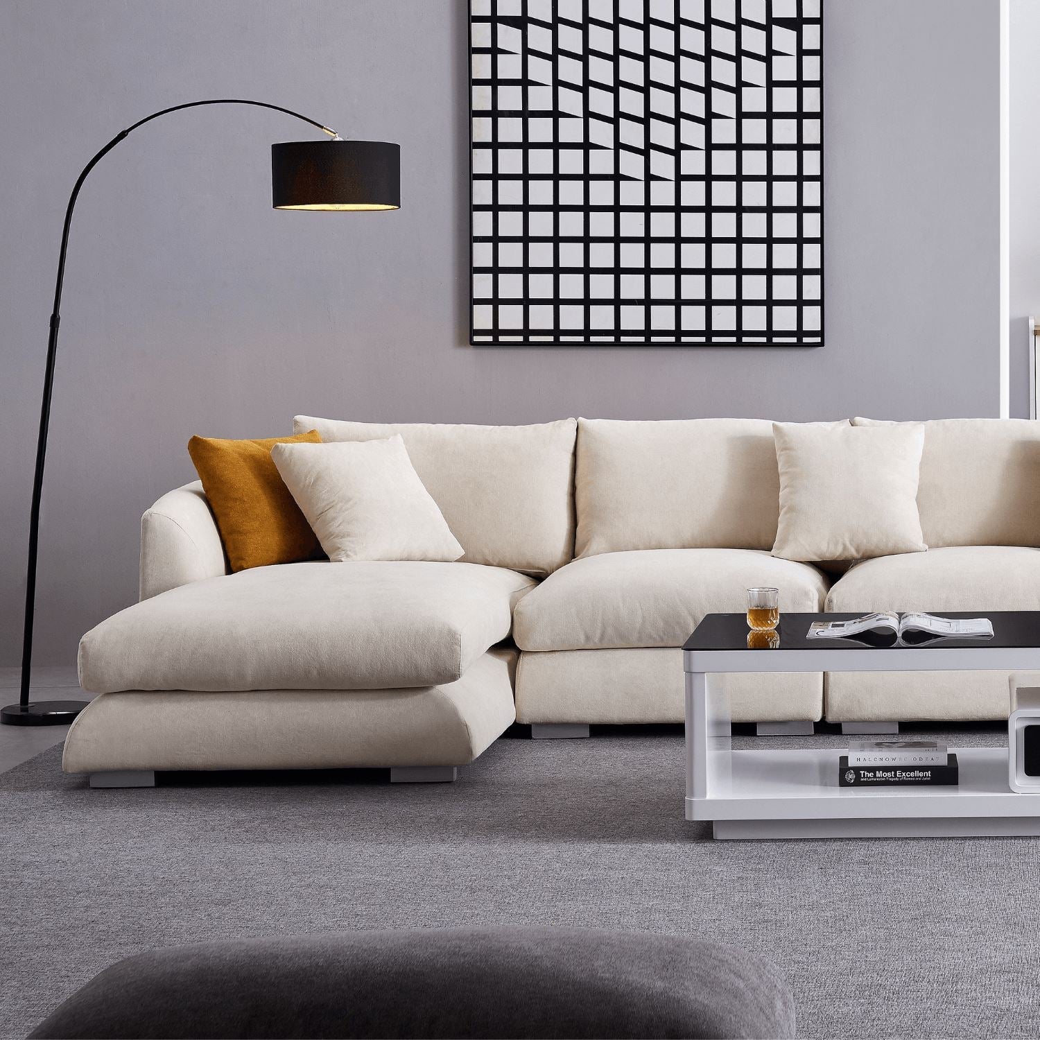 Feathers U-Sectional - Valyou 