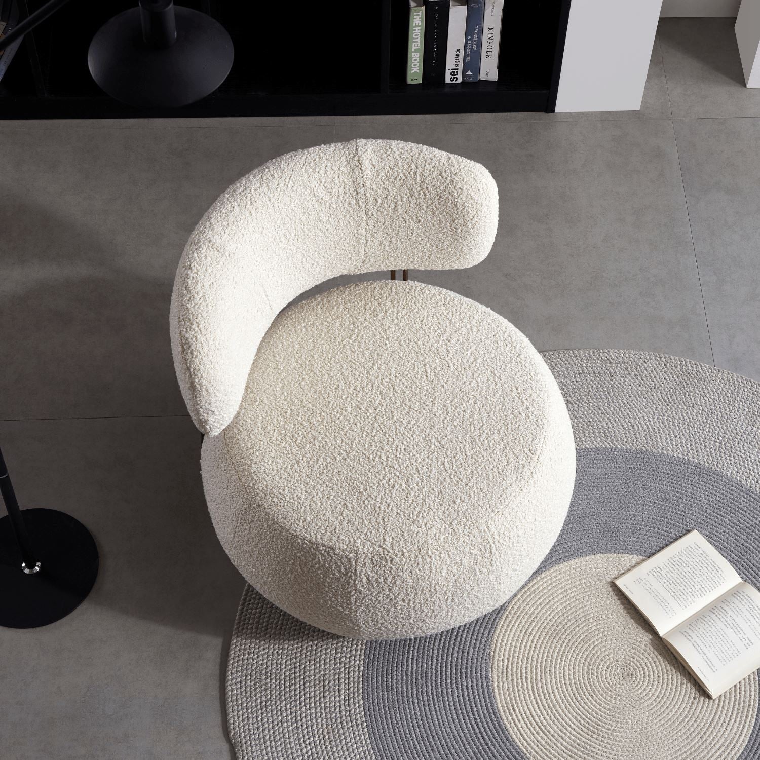 Valxa Accent Chair - Valyou 