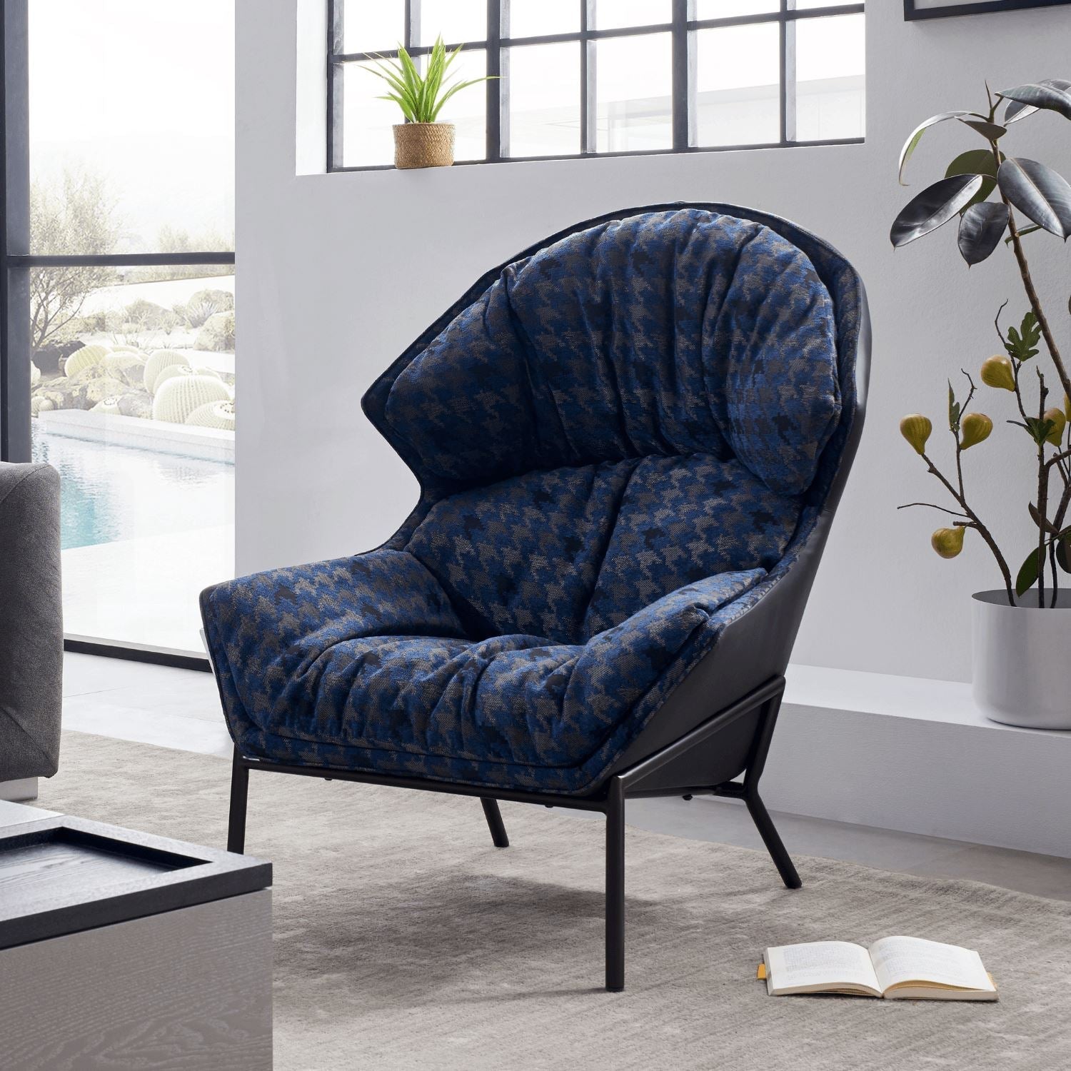 Allesa Accent Chair - Valyou 