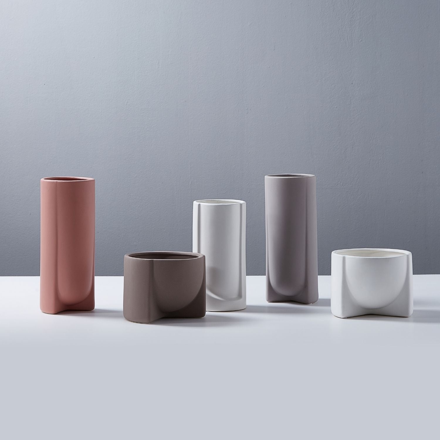 Astrix Vases Accessory Valyōu Furniture 