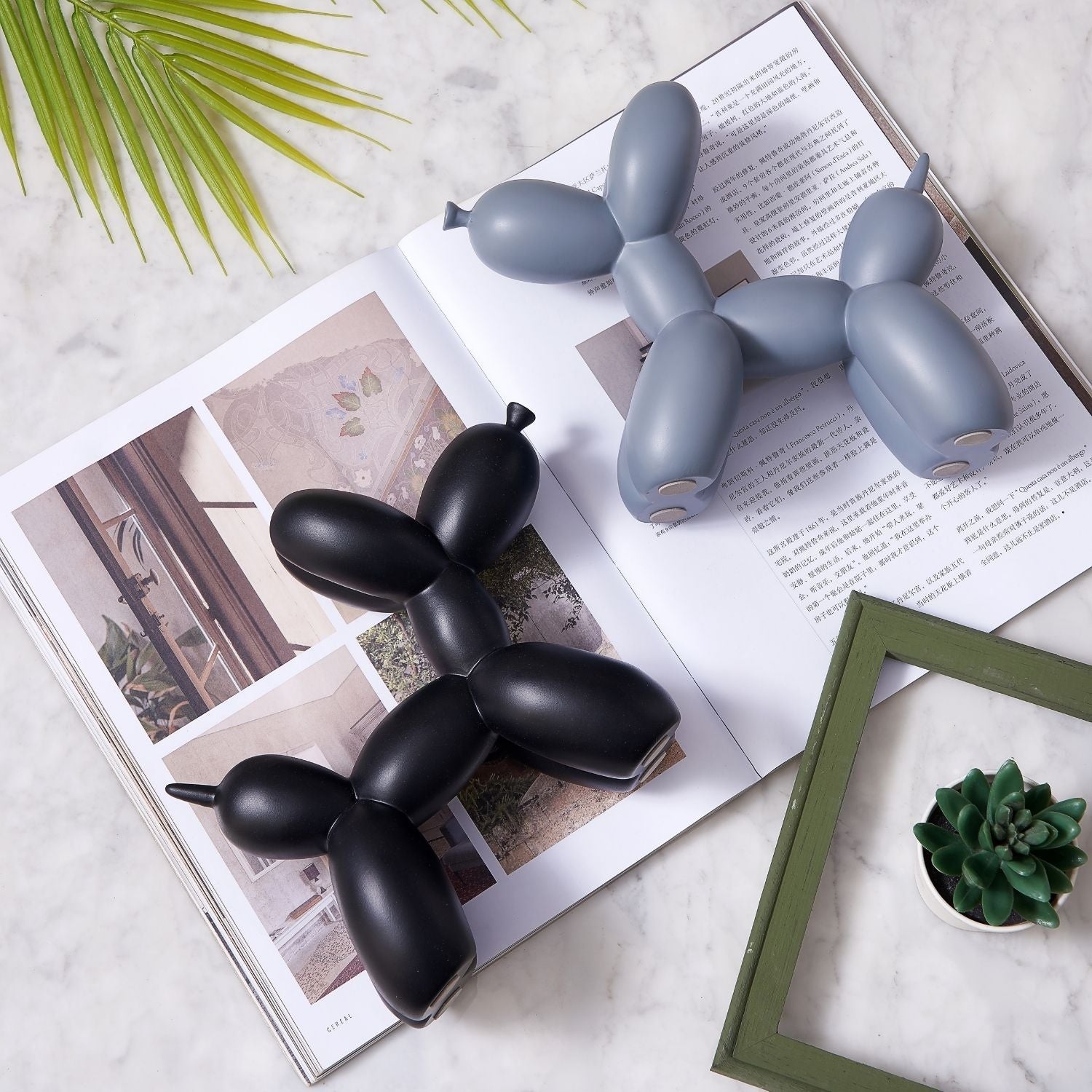 Balloon Dog Accessory Valyōu Furniture 