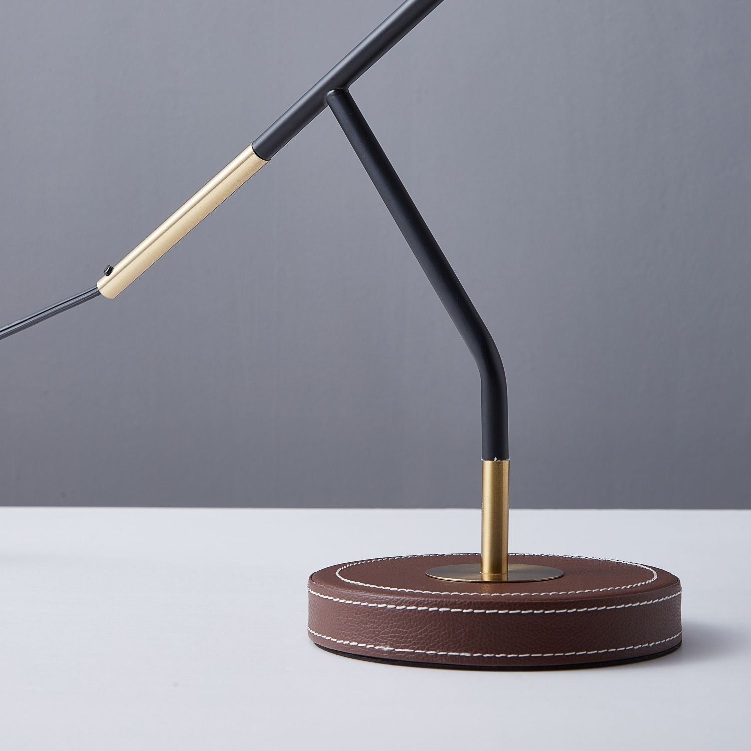 Saburo Lamp Accessory Valyōu Furniture 