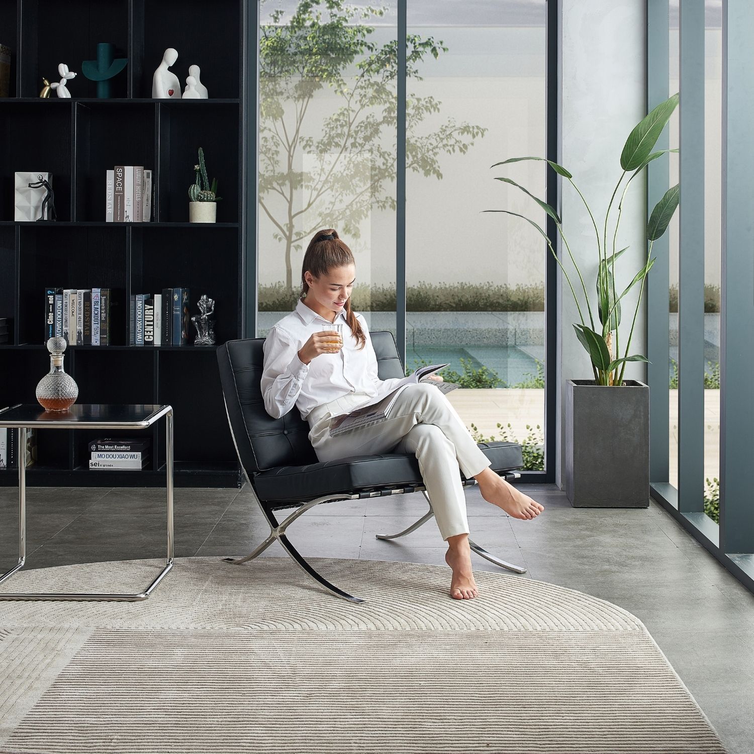 Edric Lounge Chair - Valyou 