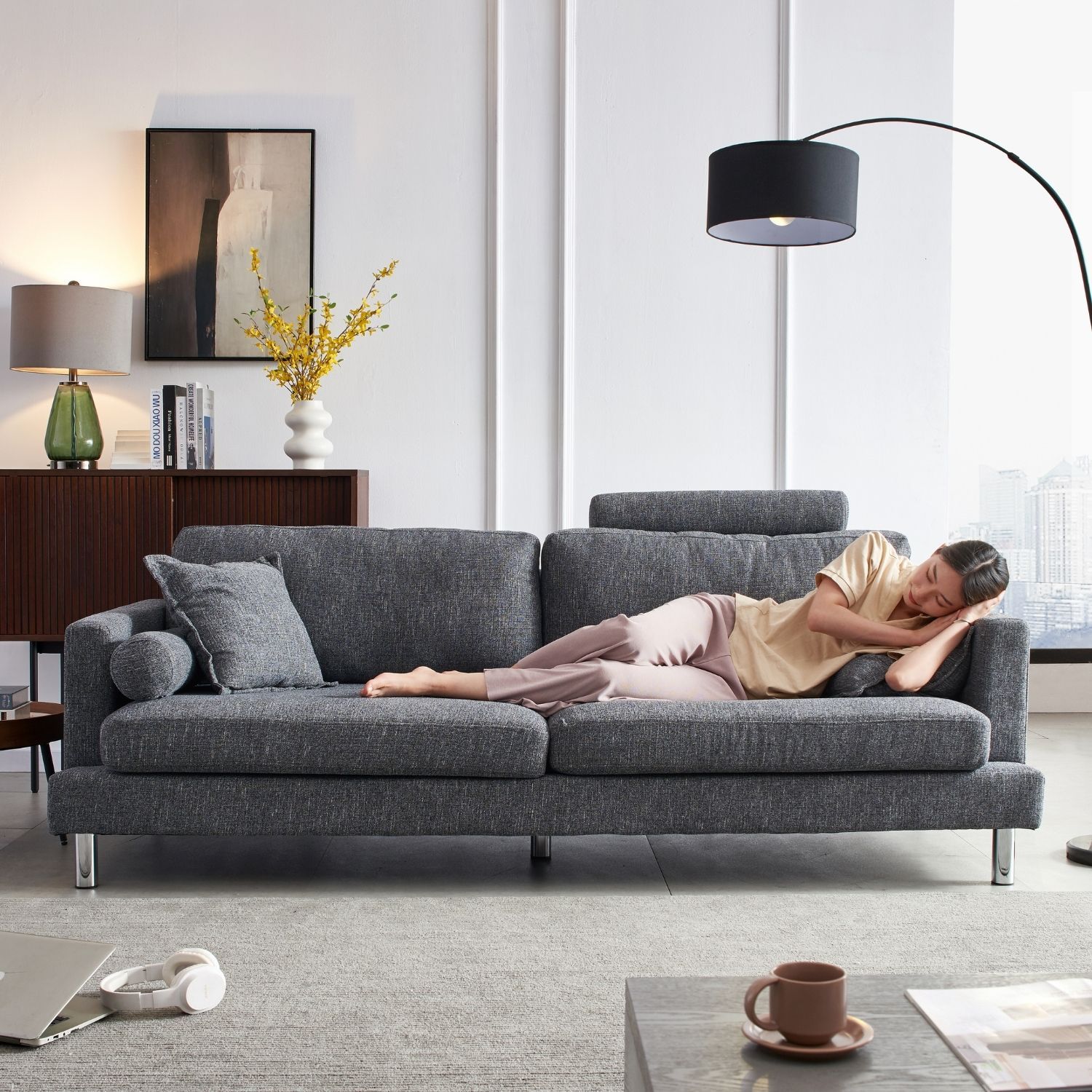 The Eirik Sofa Sofa Valyoufurniture 