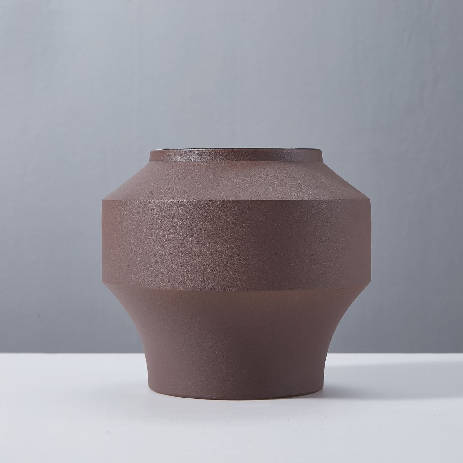 Keamo Vase Accessory Valyōu Furniture 