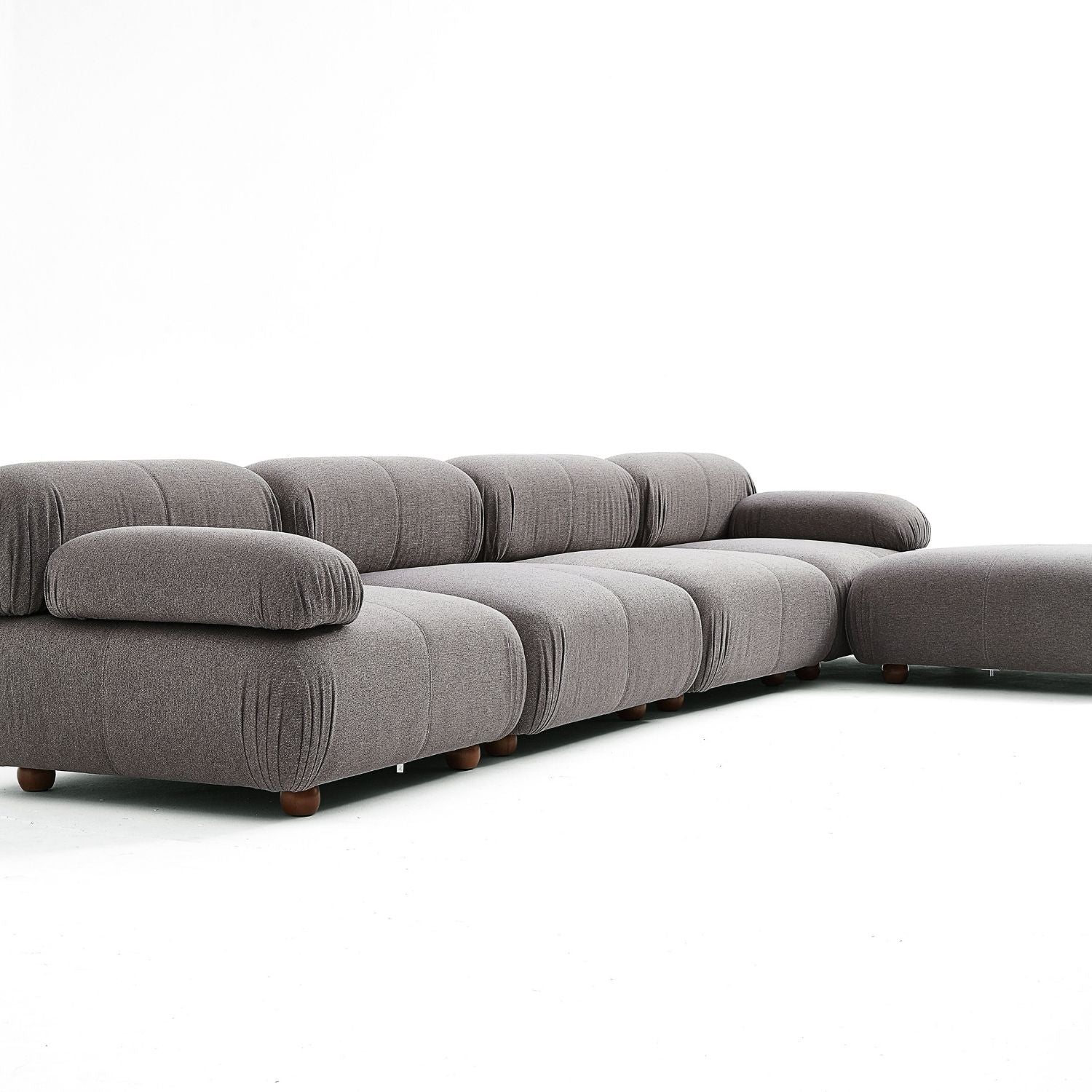 Pebbles Sofa + Ottoman Sofa Milozze 