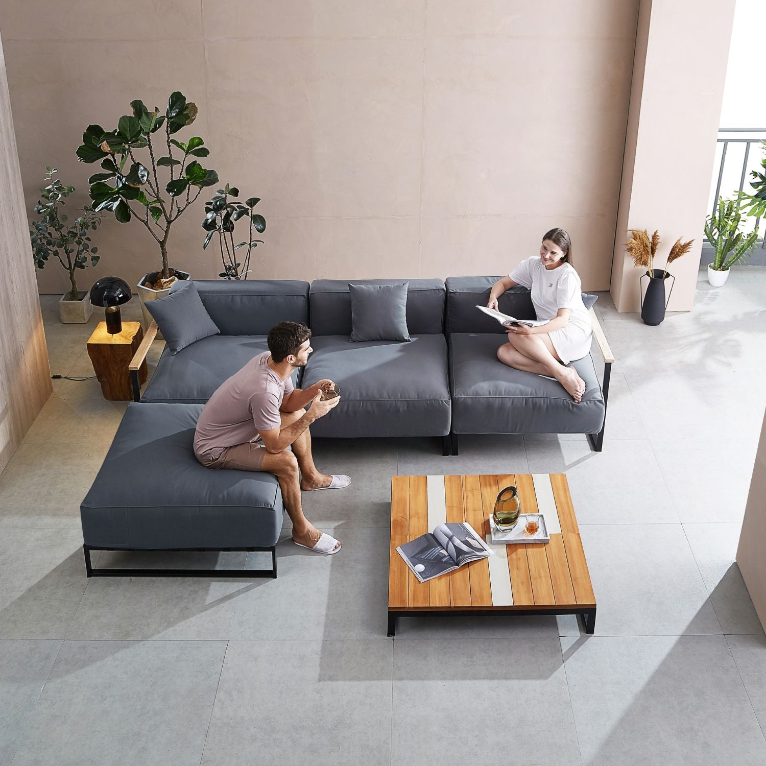 Abeo Sofa + Ottoman Sofa Zomanity 