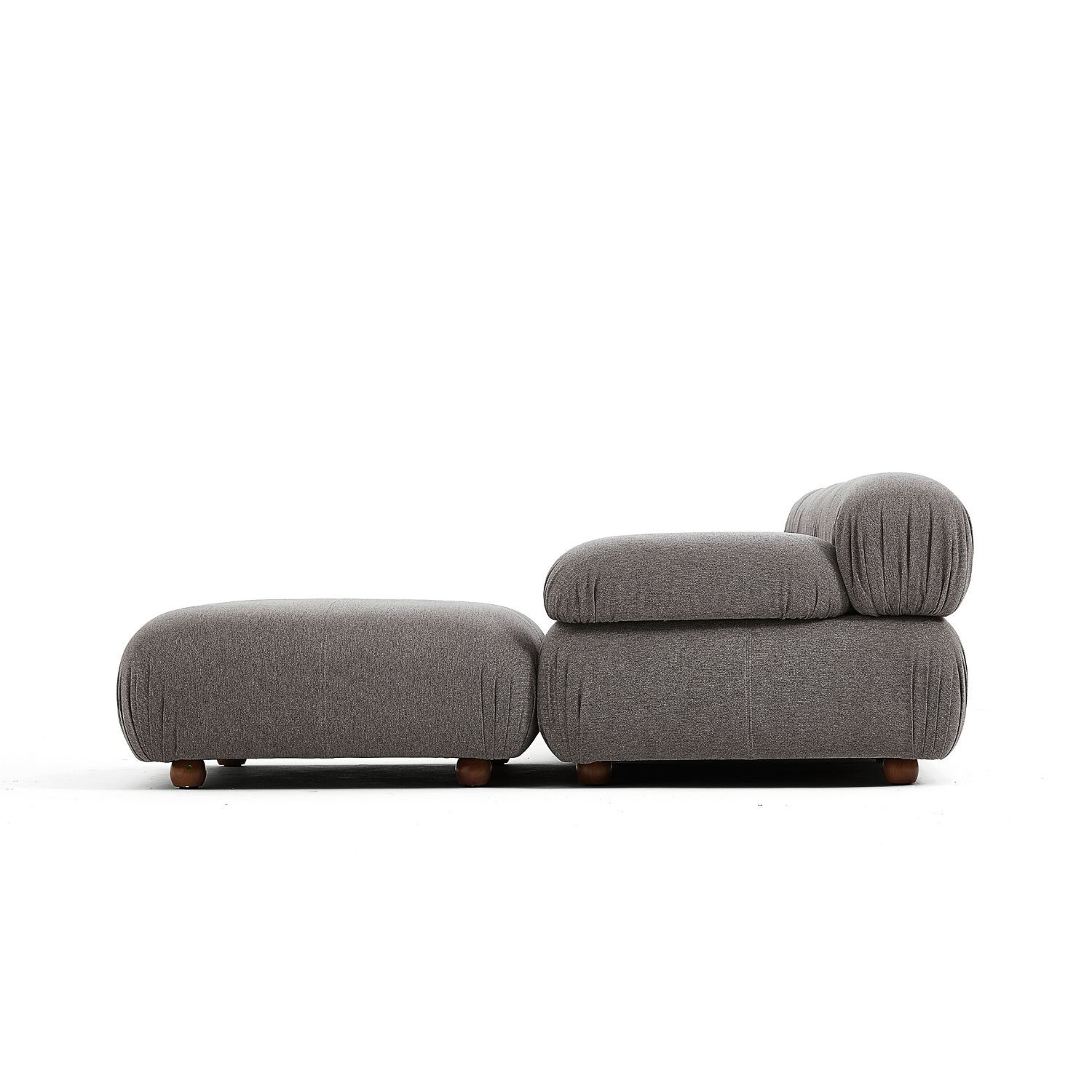 Pebbles Sofa + Ottoman Sofa Milozze 