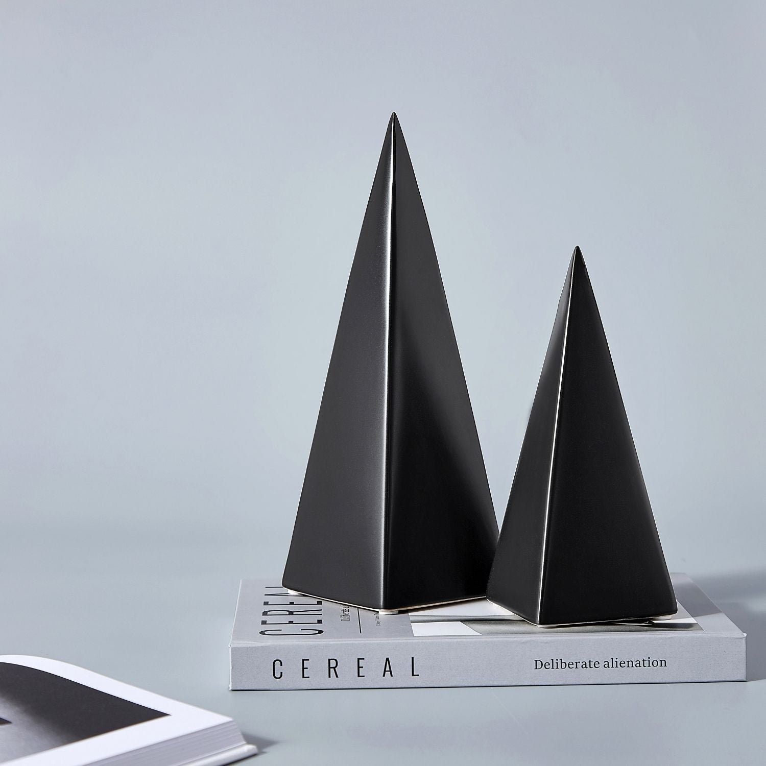 Zio Accessory Valyōu Furniture 