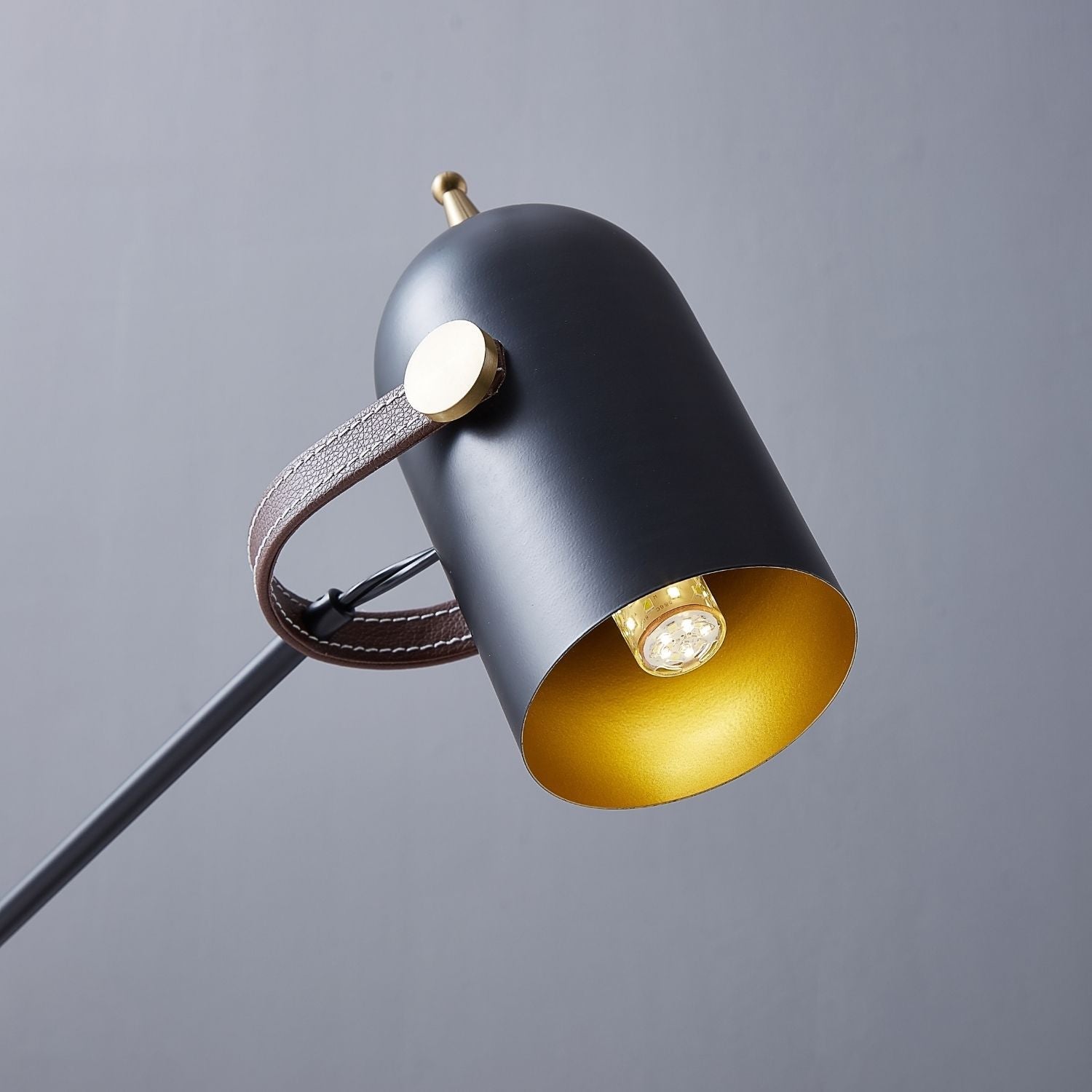 Saburo Lamp Accessory Valyōu Furniture 