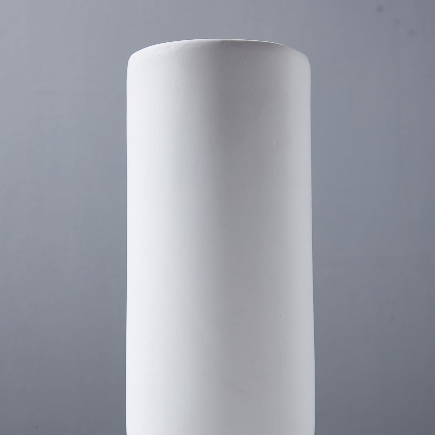 Wynn Vase Accessory Valyōu Furniture 